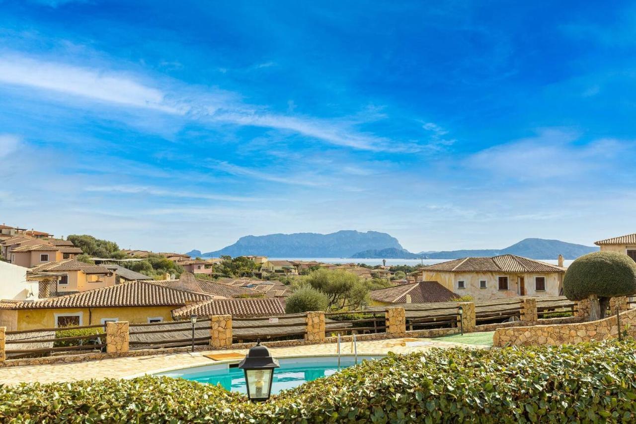 Casa Vacanze Lo Squalo أولبيا المظهر الخارجي الصورة