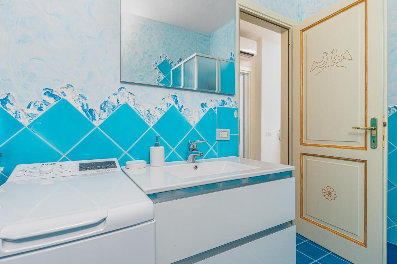 Casa Vacanze Lo Squalo أولبيا المظهر الخارجي الصورة